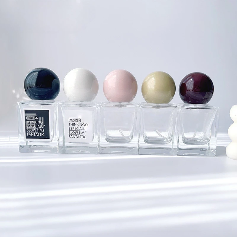 Flacone di Profumo in Vetro da - Perfume Fragrance World Qahwa recensione e prezzo
