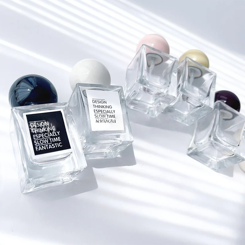 Flacone di Profumo in Vetro da - Perfume Fragrance World Qahwa recensione e prezzo